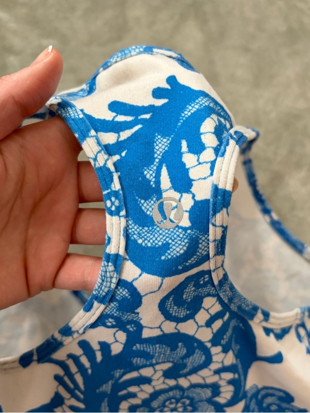 Y2K lululemon blue paisley floral racerback athletic tank top - Picture 9 of 9